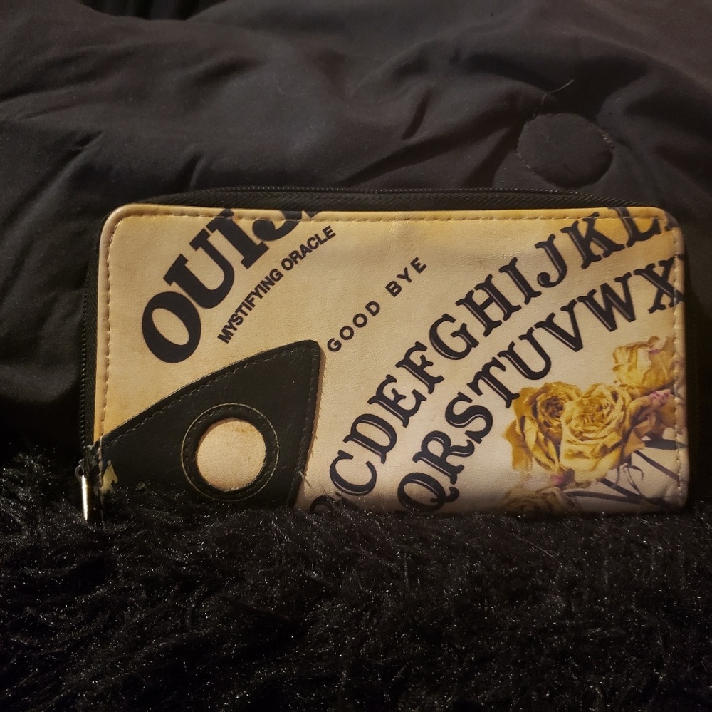 Ouija wallet